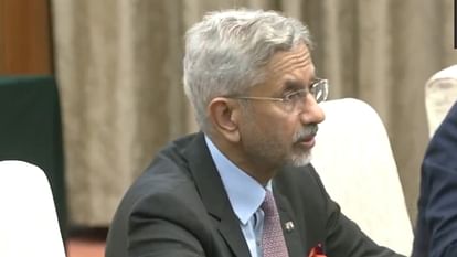 china wang yi meeting jaishankar india china relations border tension