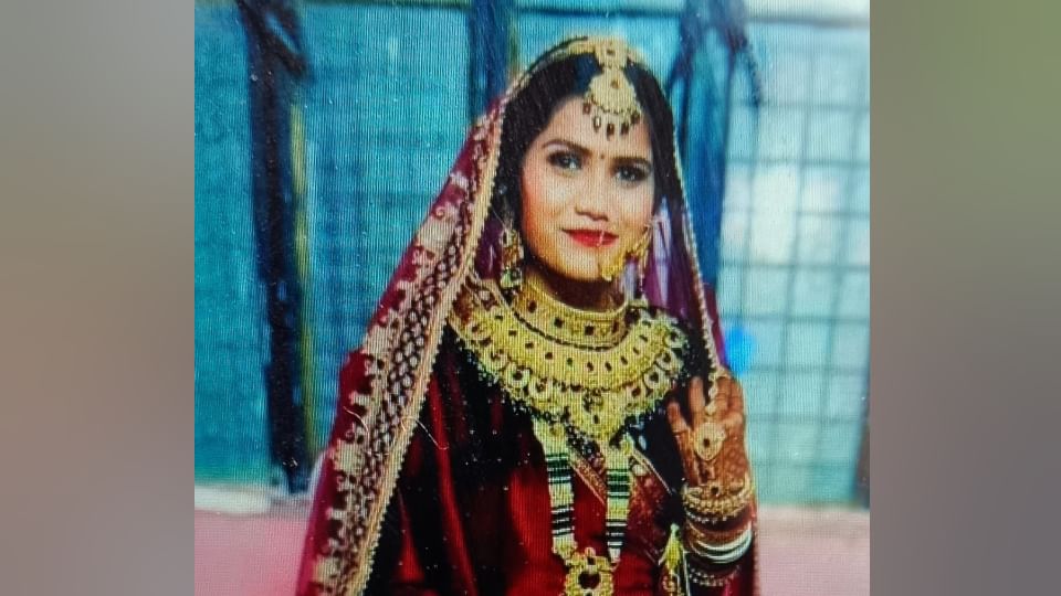 Kanpur Murder Son-in-law beat daughter like an animal murdered her and hung her body father made allegations