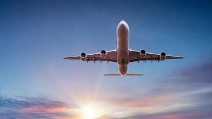 teenager who reached Delhi from Kabul by hiding in the wheel of the plane repeated the story of 1996