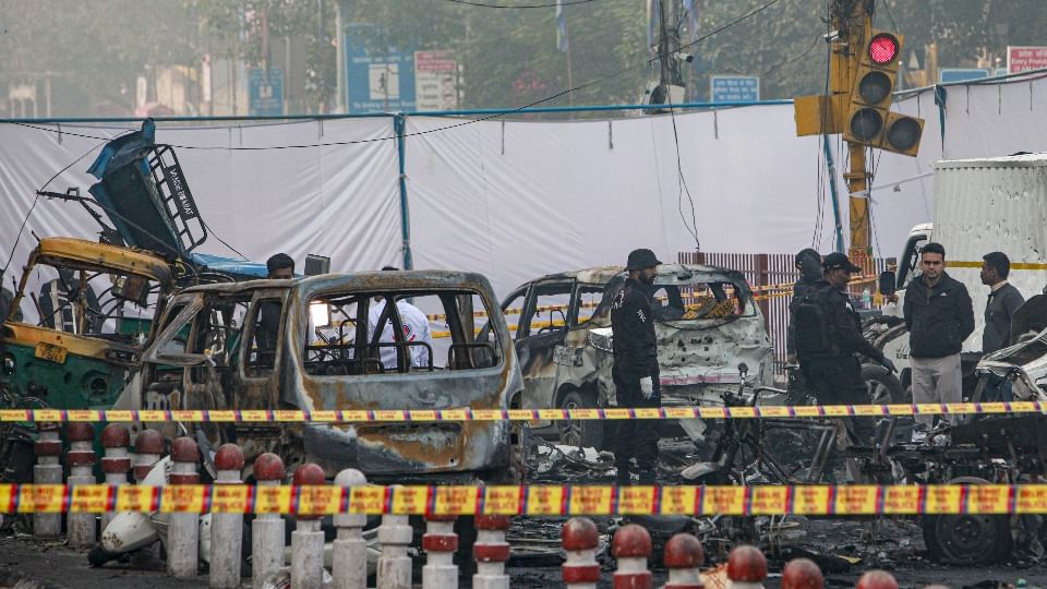 Delhi Car Blast Case: Two Maulvis Arrested NIA Probes Rampur Connection News in Hindi