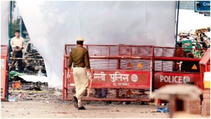 Delhi Car Blast Case: Two Maulvis Arrested NIA Probes Rampur Connection News in Hindi