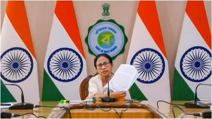 west bengal sir controversy updates tmc meeting review cm-writes to eci bjp counterattack