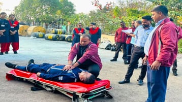 Preparations underway to tackle road accident, live mock drill on National Highway in Raipur