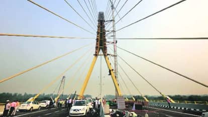 Delhi: Maintenance of Signature Bridge now handed over to IIT Delhi and Kanpur
