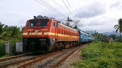 रेल यात्रियों को झटका: छत्तीसगढ़ से गुजरने वाली कई मेमू-डेमू ट्रेनें 10 से 12 जून तक रहेंगी रद्द Many MEMU-DEMU trains passing through Chhattisgarh will remain cancelled from June 10 to 12